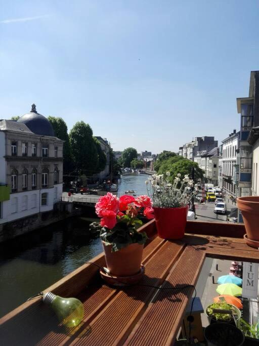 Breathtaking Views In Heart Of Apartamento